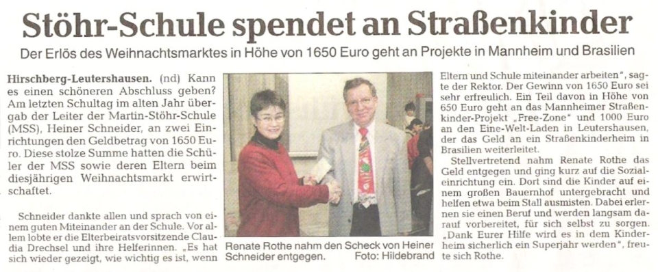 2004.12_RNZ_Stoehr-Schule-spendet-an-Strassenkinder